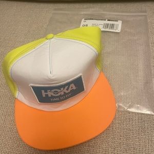 Hoka Bondi X Trucker Hat (Brand New - Never Worn)